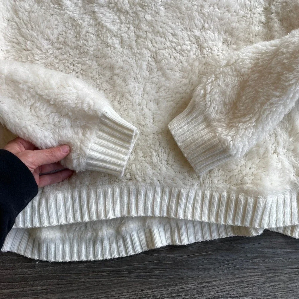 UGG Wool Sweater Deeann CloudFluff V Neck Sweater